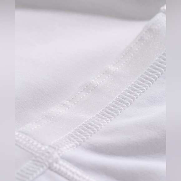 Lululemon Lost In Pace Skirt White Size 8 - Picture 3 of 11